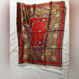 Red and Gold Patterned Scarf‎